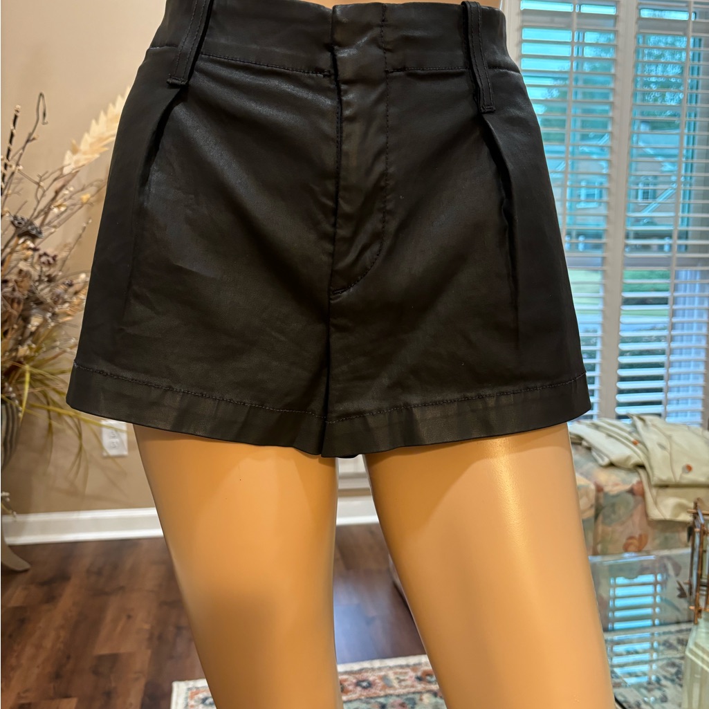 Sexy Sexy Sexy 7 For All Mankind Shorts In Pristine Condition Sexy Sexy Sexy 7 For All Mankind Shorts In Pristine Condition